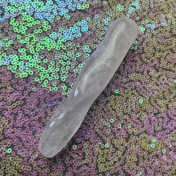 Rose Quartz Twist Polished Wand - Picture 4 of 5